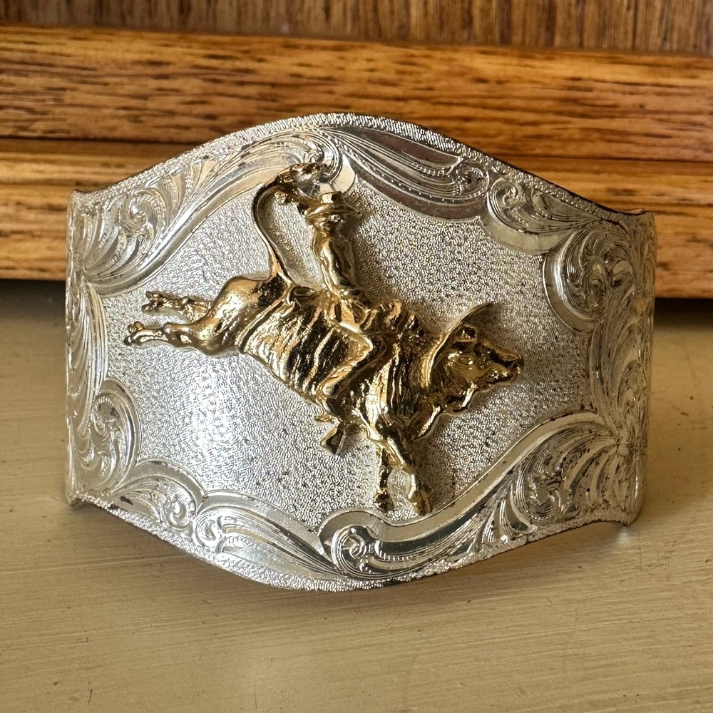 Montana Silversmiths Silver and Gold Rodeo Buckle